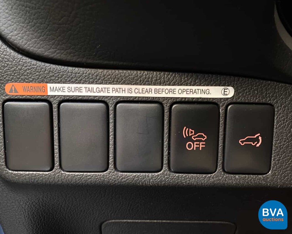 Mitsubishi Outlander PHEV Instyle 2014, 1-XVN-61.