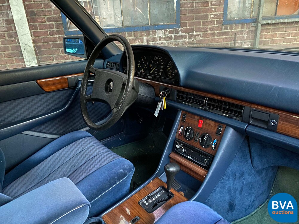 Mercedes-Benz 300SE S-Klasse W126 1986, 38-LVS-1.