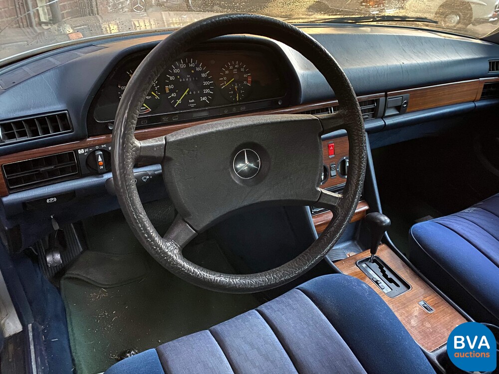 Mercedes-Benz 300SE S-Klasse W126 1986, 38-LVS-1.