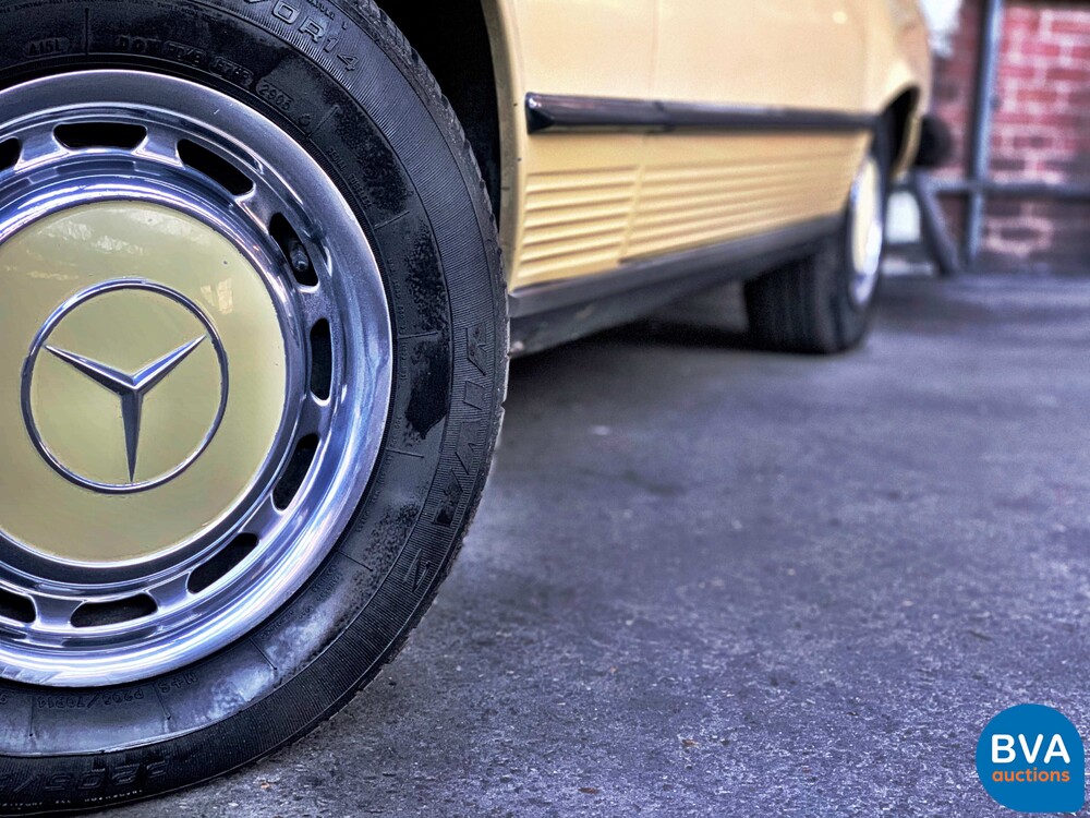 Mercedes-Benz 450SL R107 1974.