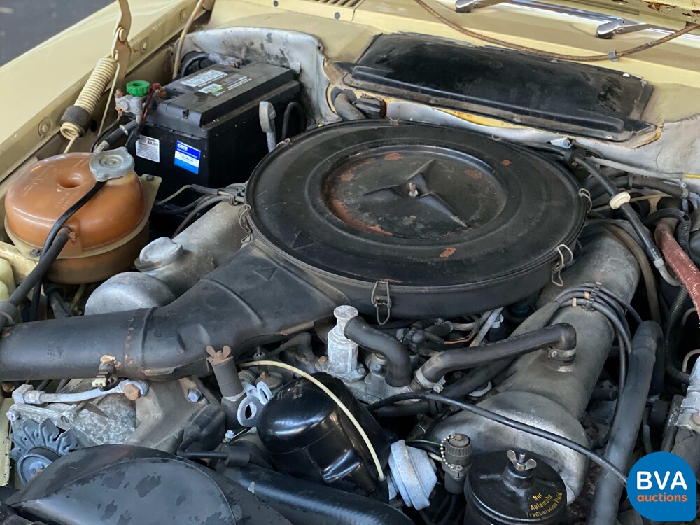 Mercedes-Benz 450SL R107 1974.