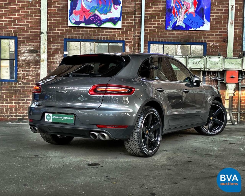 Porsche Macan S SportChrono 258 PS 2015 EURO6 ORG-NL, 8-ZSG-04.