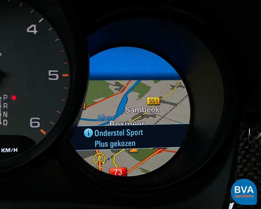 Porsche Macan S SportChrono 258 PS 2015 EURO6 ORG-NL, 8-ZSG-04.