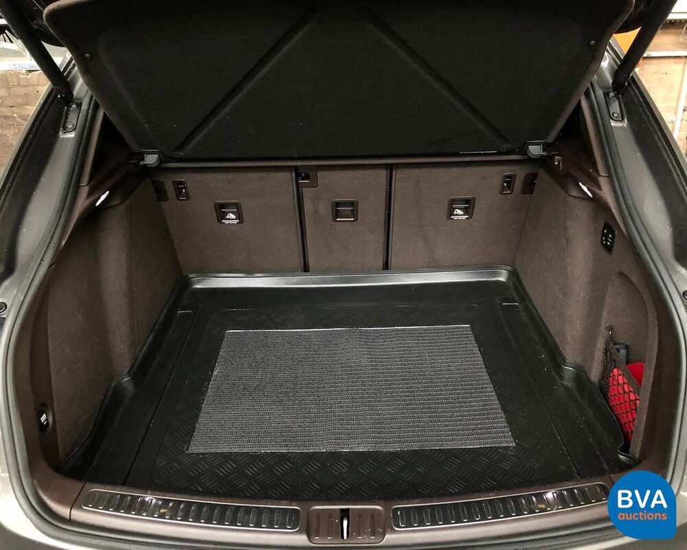 Porsche Macan S SportChrono 258 PS 2015 EURO6 ORG-NL, 8-ZSG-04.