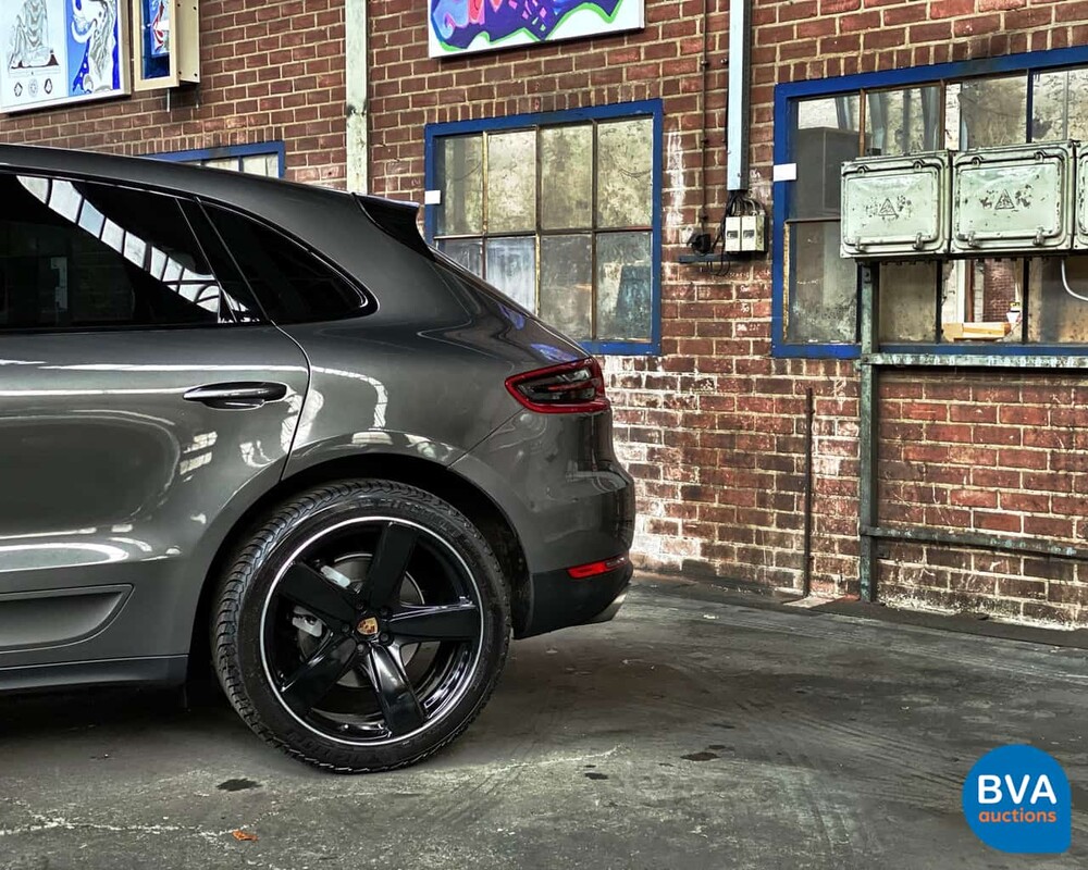 Porsche Macan S SportChrono 258 PS 2015 EURO6 ORG-NL, 8-ZSG-04.