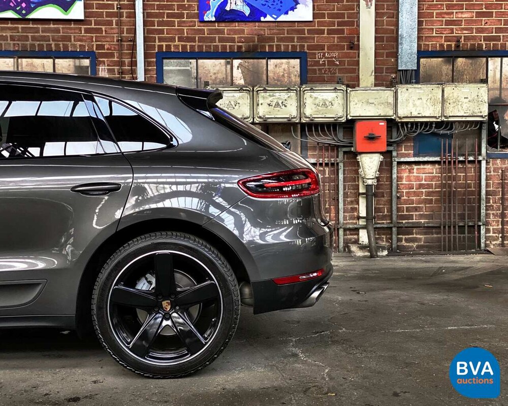 Porsche Macan S SportChrono 258 PS 2015 EURO6 ORG-NL, 8-ZSG-04.