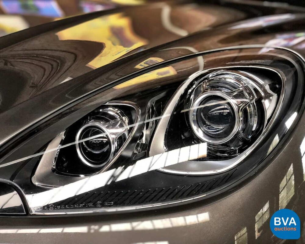 Porsche Macan S SportChrono 258 PS 2015 EURO6 ORG-NL, 8-ZSG-04.