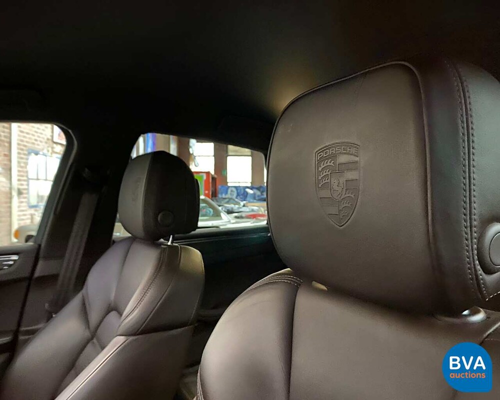 Porsche Macan S SportChrono 258 PS 2015 EURO6 ORG-NL, 8-ZSG-04.