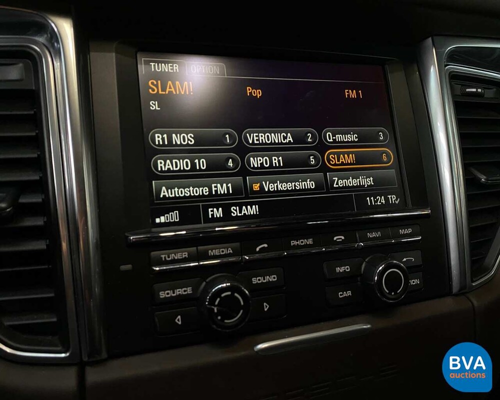 Porsche Macan S SportChrono 258 PS 2015 EURO6 ORG-NL, 8-ZSG-04.