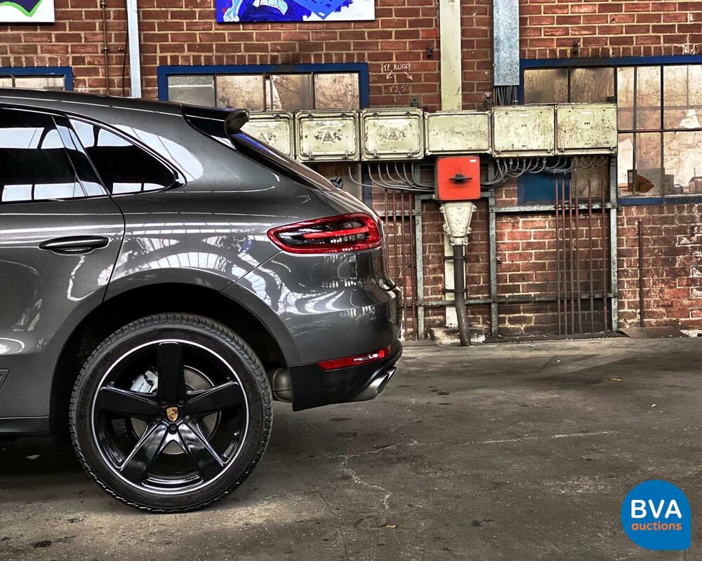 Porsche Macan S SportChrono 258 PS 2015 EURO6 ORG-NL, 8-ZSG-04.