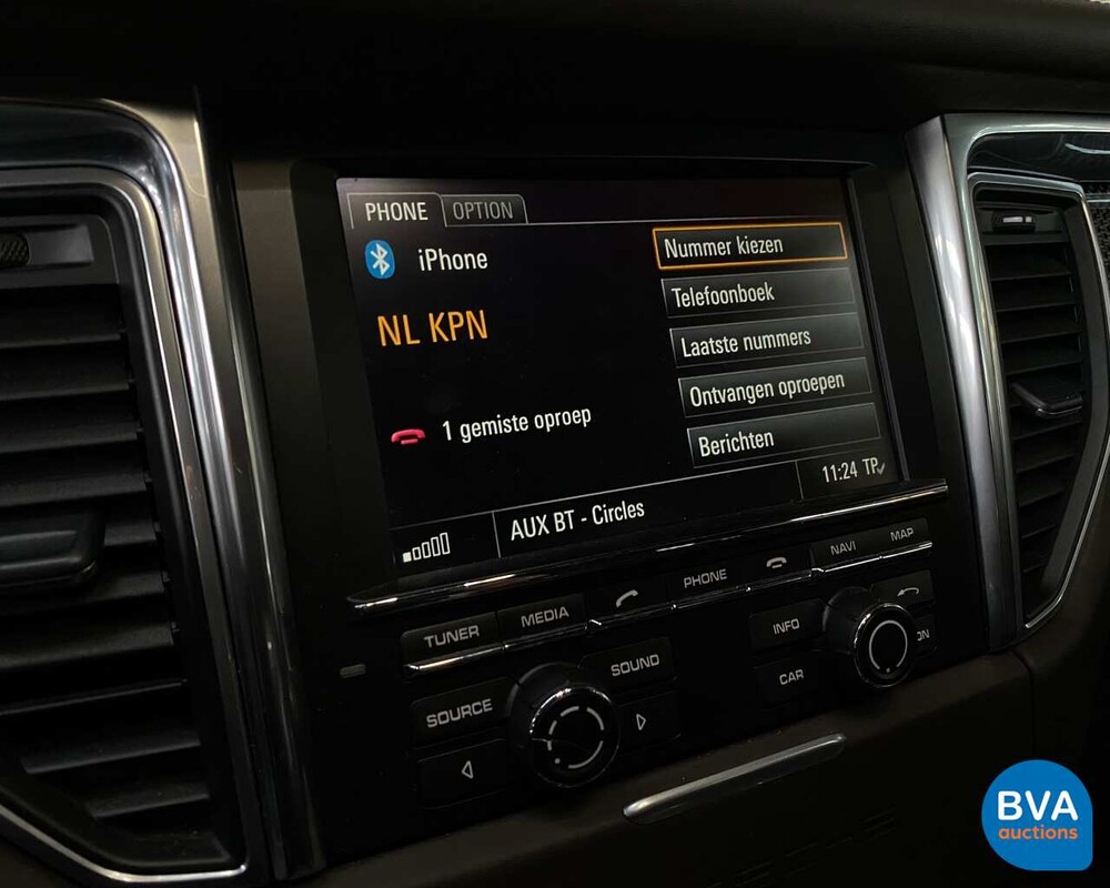 Porsche Macan S SportChrono 258 PS 2015 EURO6 ORG-NL, 8-ZSG-04.