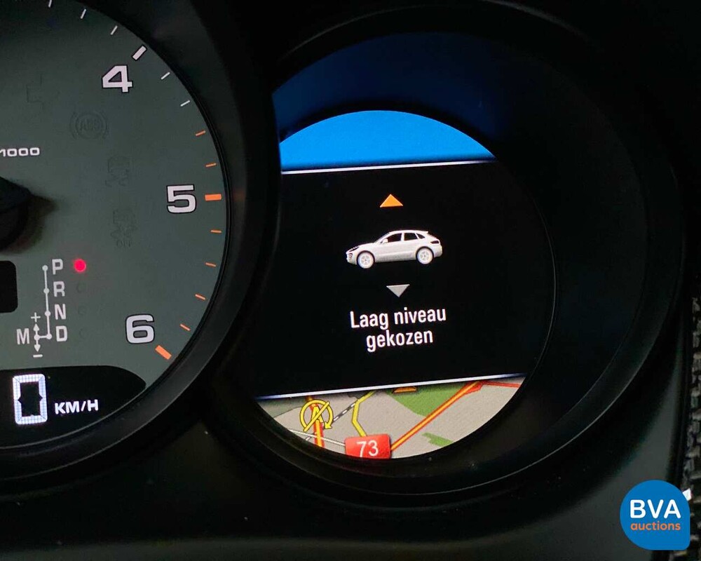 Porsche Macan S SportChrono 258 PS 2015 EURO6 ORG-NL, 8-ZSG-04.