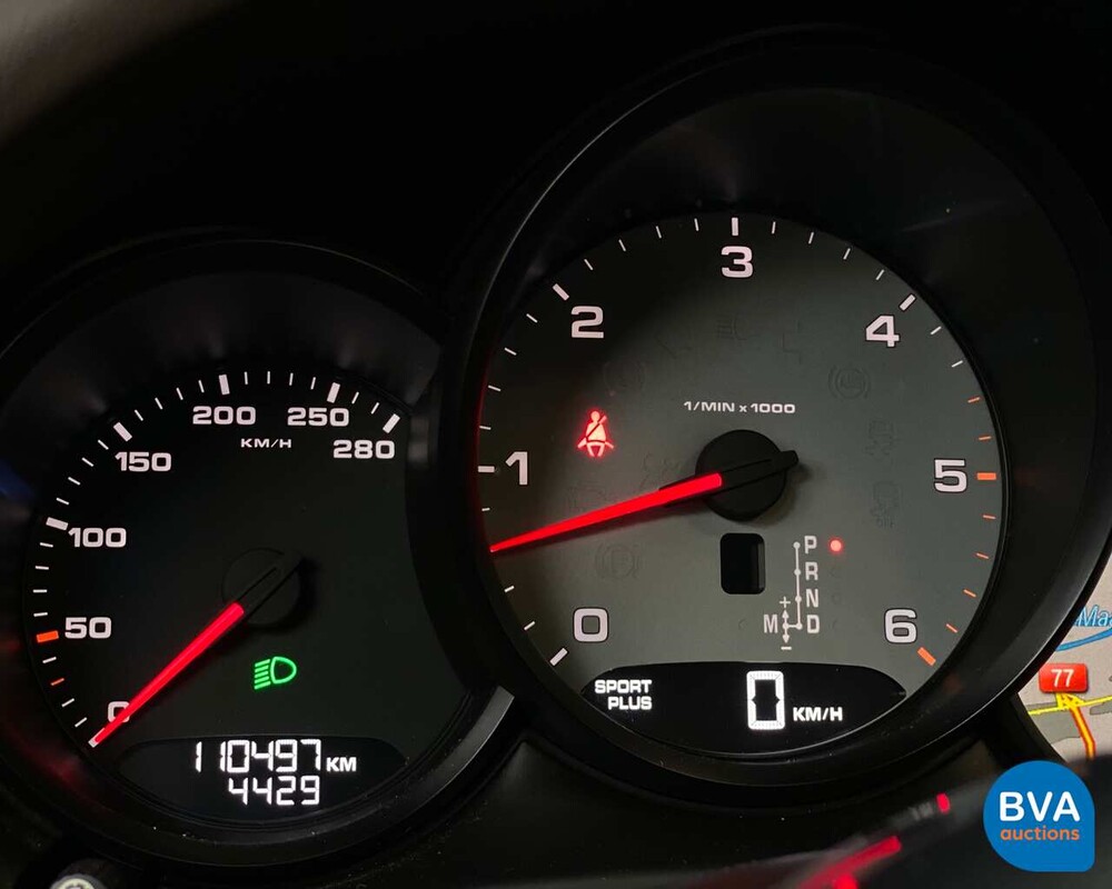 Porsche Macan S SportChrono 258 PS 2015 EURO6 ORG-NL, 8-ZSG-04.