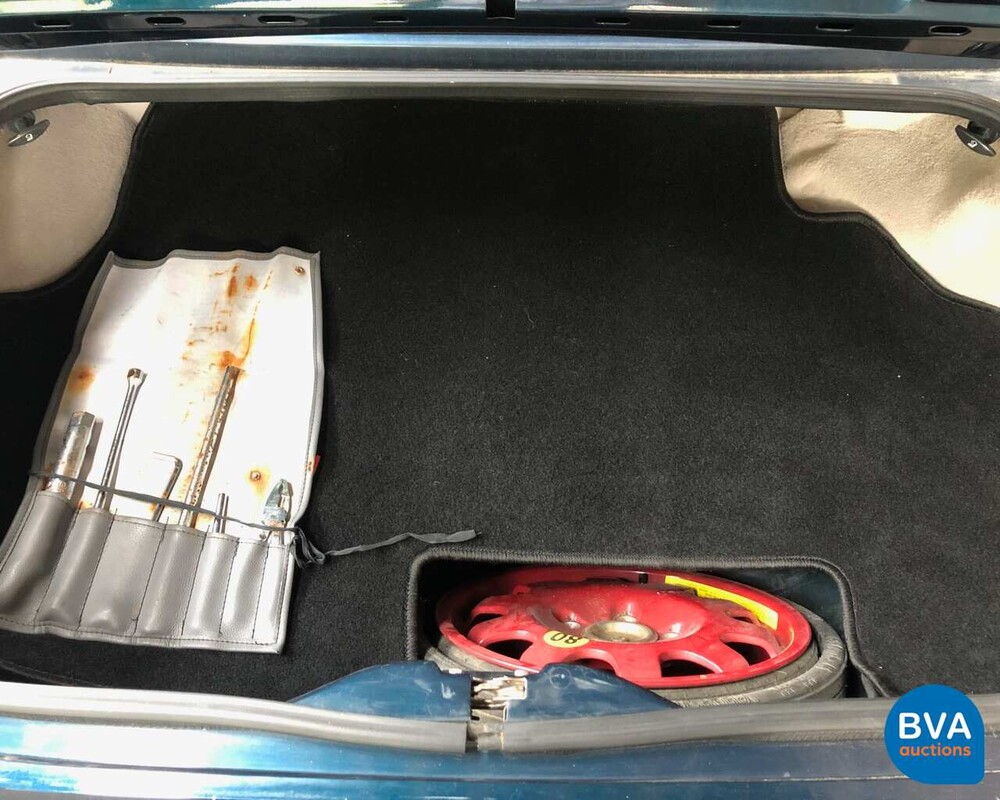 Porsche 968 Cabriolet 1992 240 PS (EU-Version).