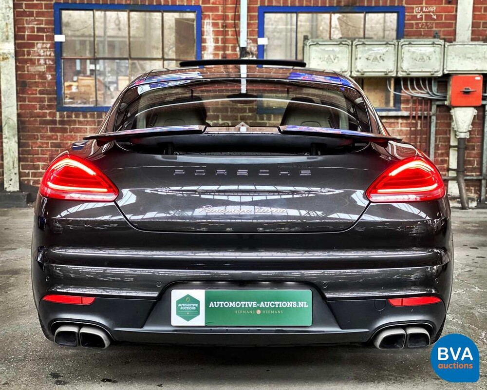 Porsche Panamera Turbo Executive 520 PS - Garantie - 2013, HB-384-K.