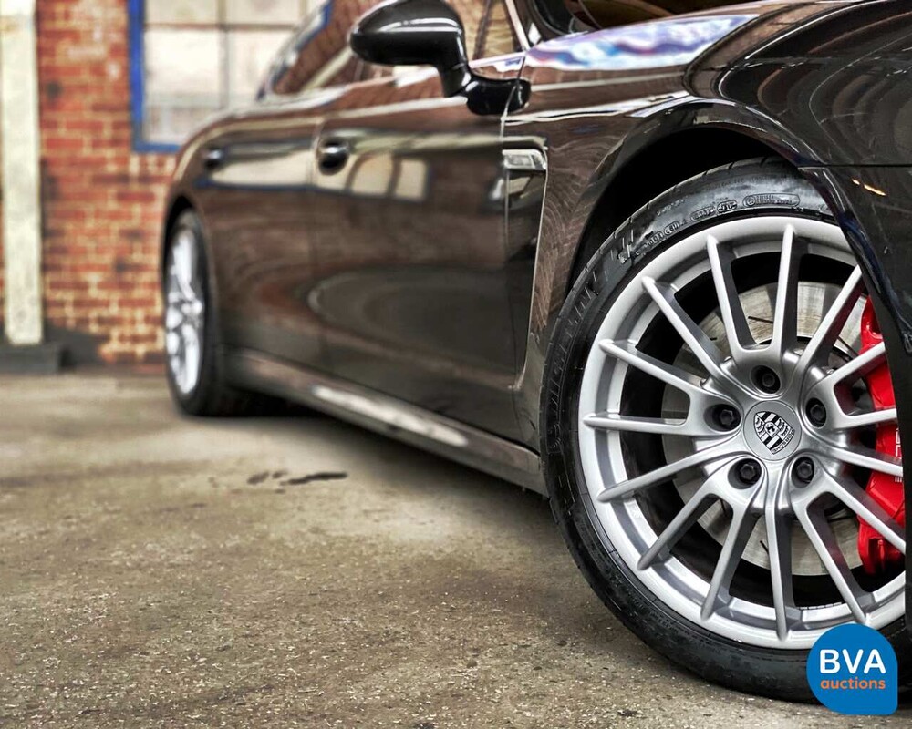 Porsche Panamera Turbo Executive 520 PS - Garantie - 2013, HB-384-K.