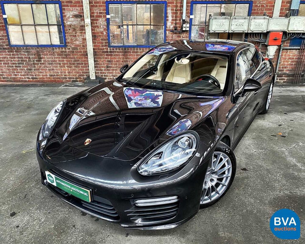 Porsche Panamera Turbo Executive 520 PS - Garantie - 2013, HB-384-K.