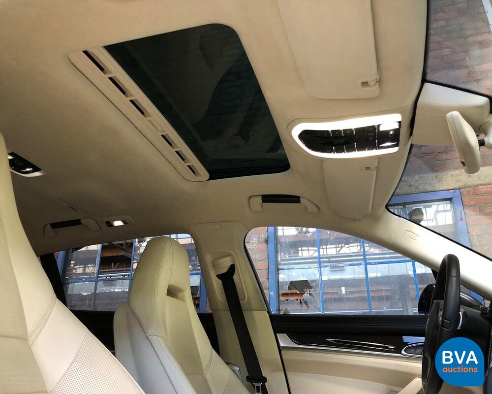 Porsche Panamera Turbo Executive 520 PS - Garantie - 2013, HB-384-K.