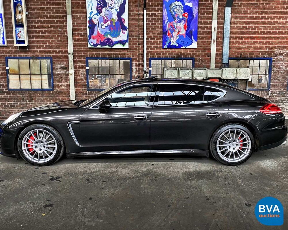 Porsche Panamera Turbo Executive 520 PS - Garantie - 2013, HB-384-K.