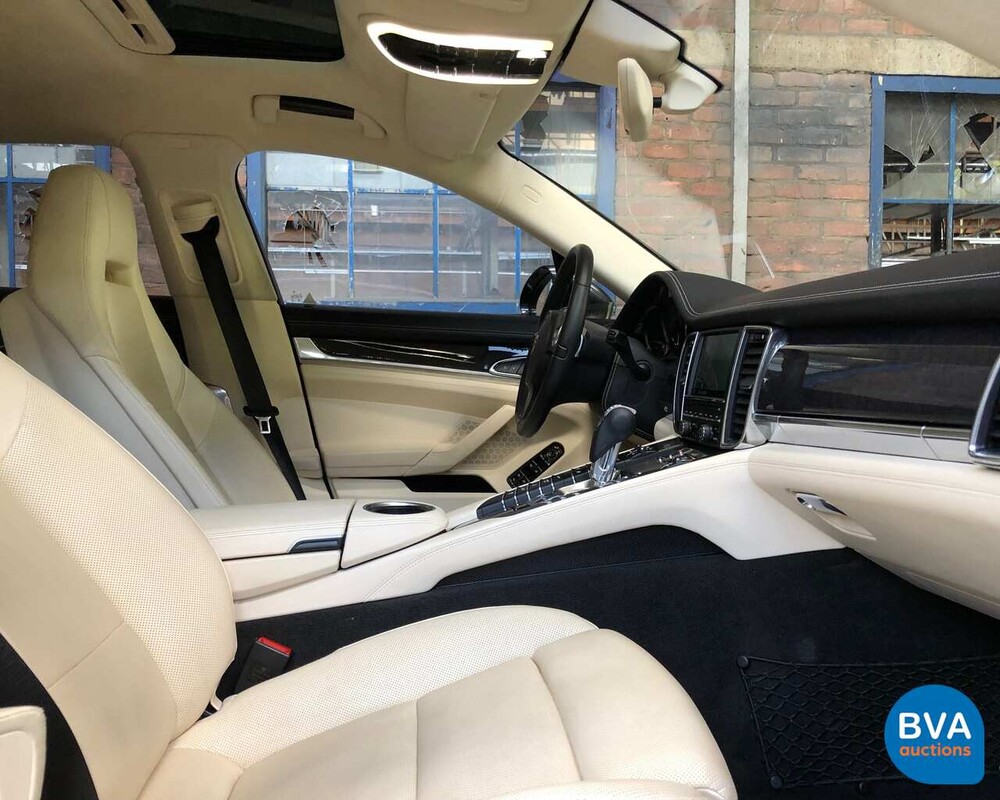 Porsche Panamera Turbo Executive 520 PS - Garantie - 2013, HB-384-K.