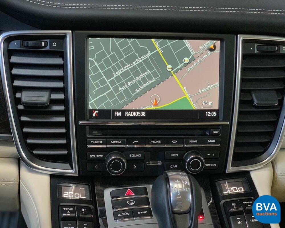 Porsche Panamera Turbo Executive 520 PS - Garantie - 2013, HB-384-K.