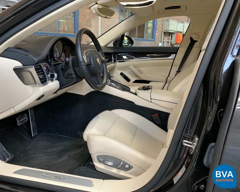 Porsche Panamera Turbo Executive 520 PS - Garantie - 2013, HB-384-K.