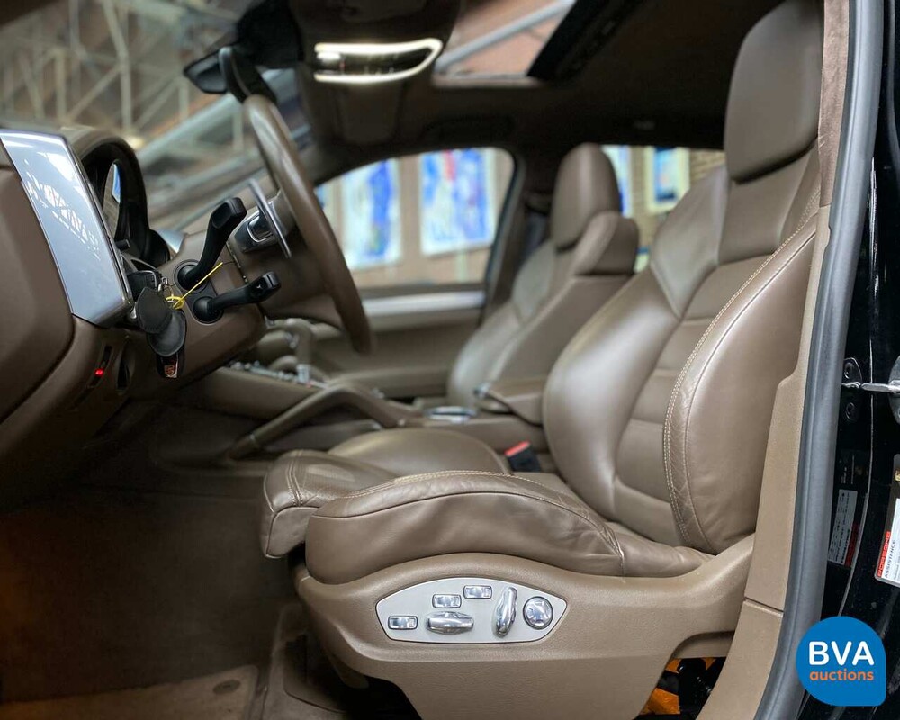 Porsche Cayenne Turbo 4.8 V8 500 PS 2013, 9-TTN-90.