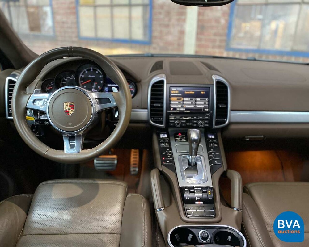 Porsche Cayenne Turbo 4.8 V8 500 PS 2013, 9-TTN-90.