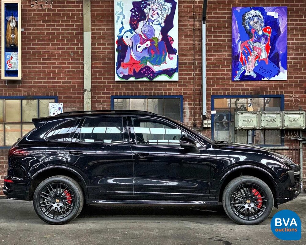Porsche Cayenne GTS 440pk -Facelift- MJ2016