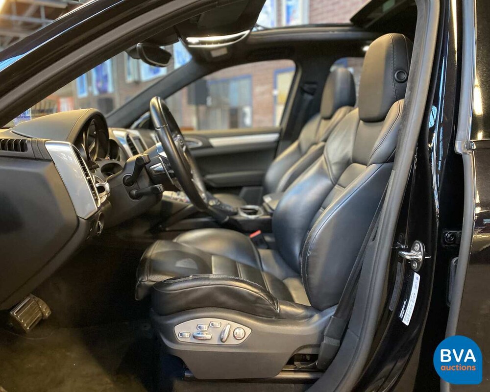 Porsche Cayenne GTS 440pk -Facelift- MJ2016