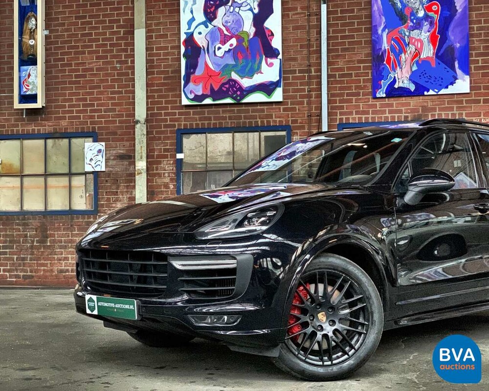 Porsche Cayenne GTS 440pk -Facelift- MJ2016