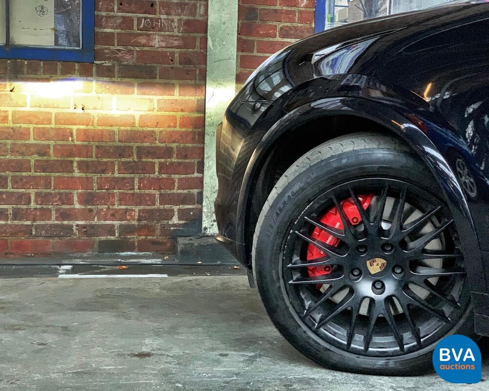 Porsche Cayenne GTS 440pk -Facelift- MJ2016