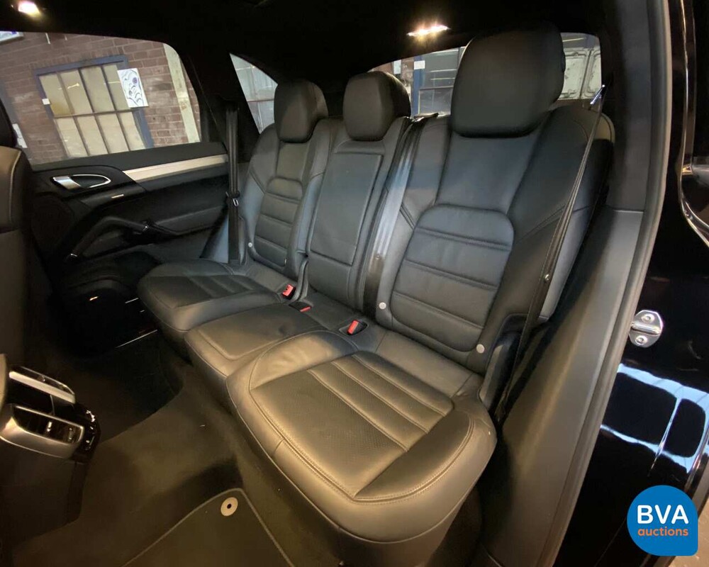 Porsche Cayenne GTS 440pk -Facelift- MJ2016