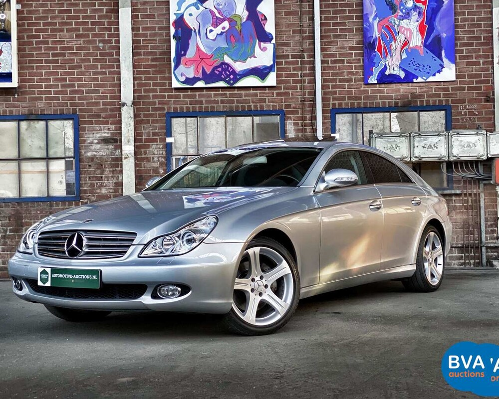 Mercedes-Benz CLS500 V8 306PS 2005.