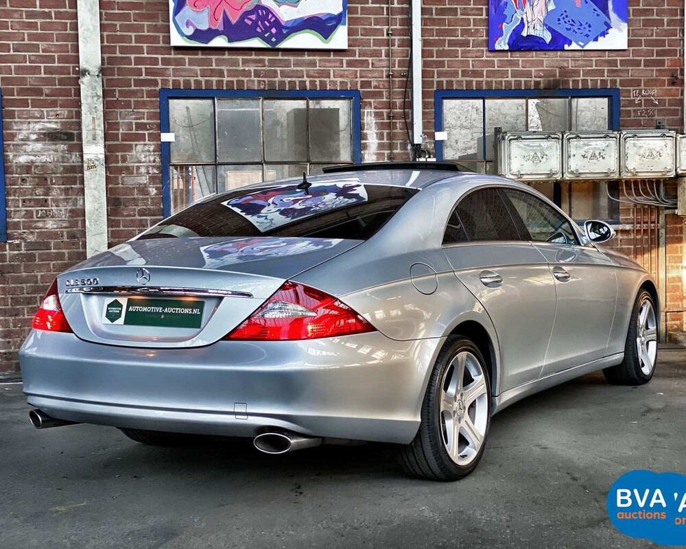 Mercedes-Benz CLS500 V8 306PS 2005.