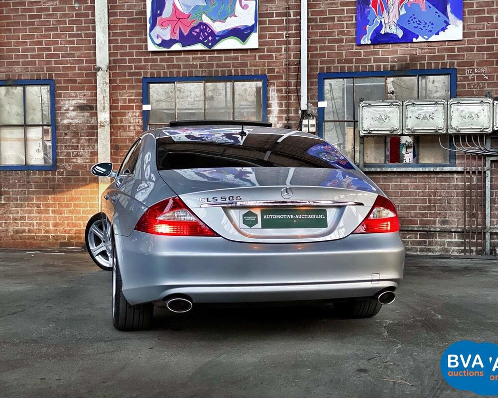 Mercedes-Benz CLS500 V8 306PS 2005.