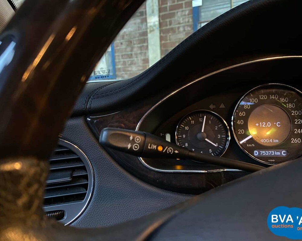 Mercedes-Benz CLS500 V8 306PS 2005.