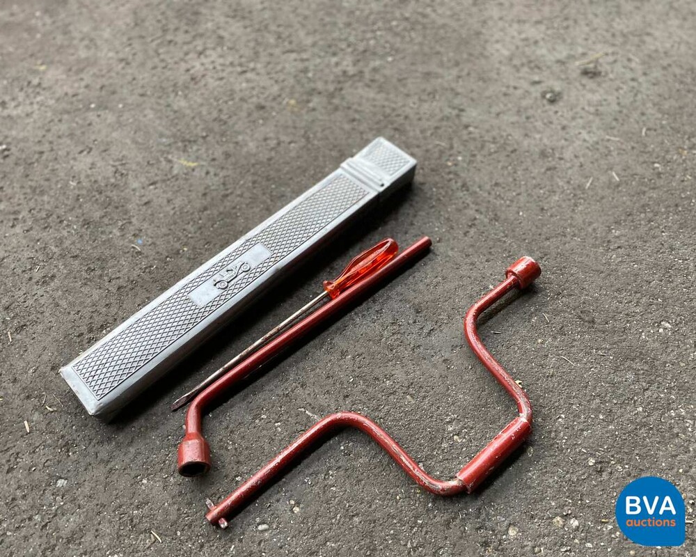 Opel Kapitän 2.5 Sechszylinder 1952, AL-13-93.