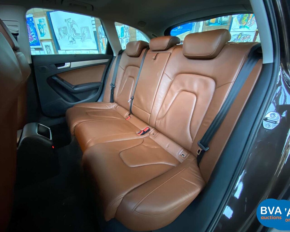 Audi A4 Allroad 2.0 TDI Quattro Pro-Line Business 163 PS 2010, RJ-017-B.