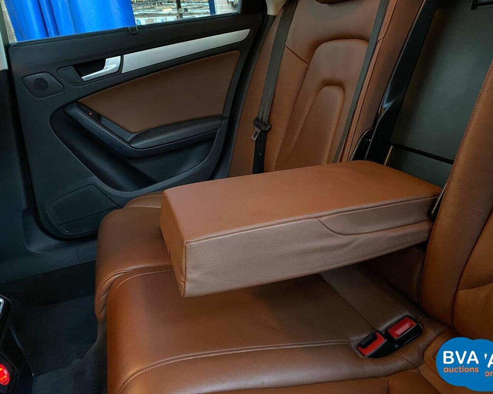 Audi A4 Allroad 2.0 TDI Quattro Pro-Line Business 163 PS 2010, RJ-017-B.