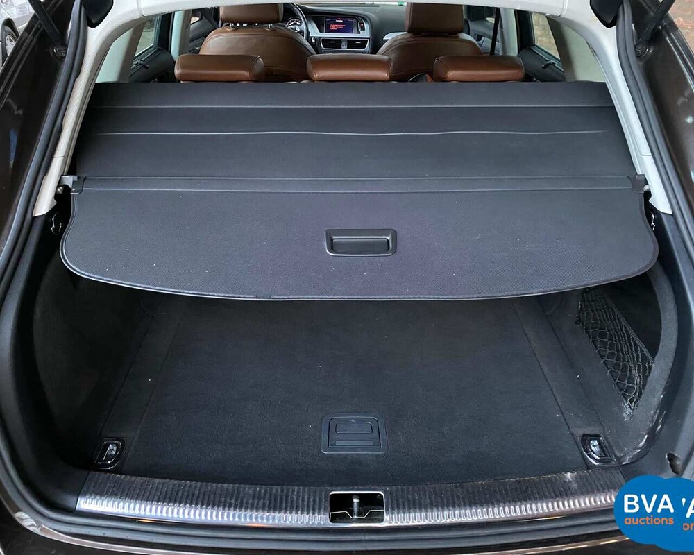 Audi A4 Allroad 2.0 TDI Quattro Pro-Line Business 163 PS 2010, RJ-017-B.