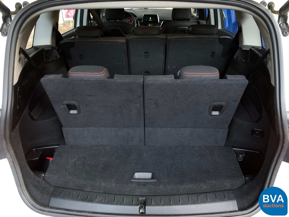 BMW 218i Gran Tourer 7er Sport-Line 2018, NL-Kennzeichen.