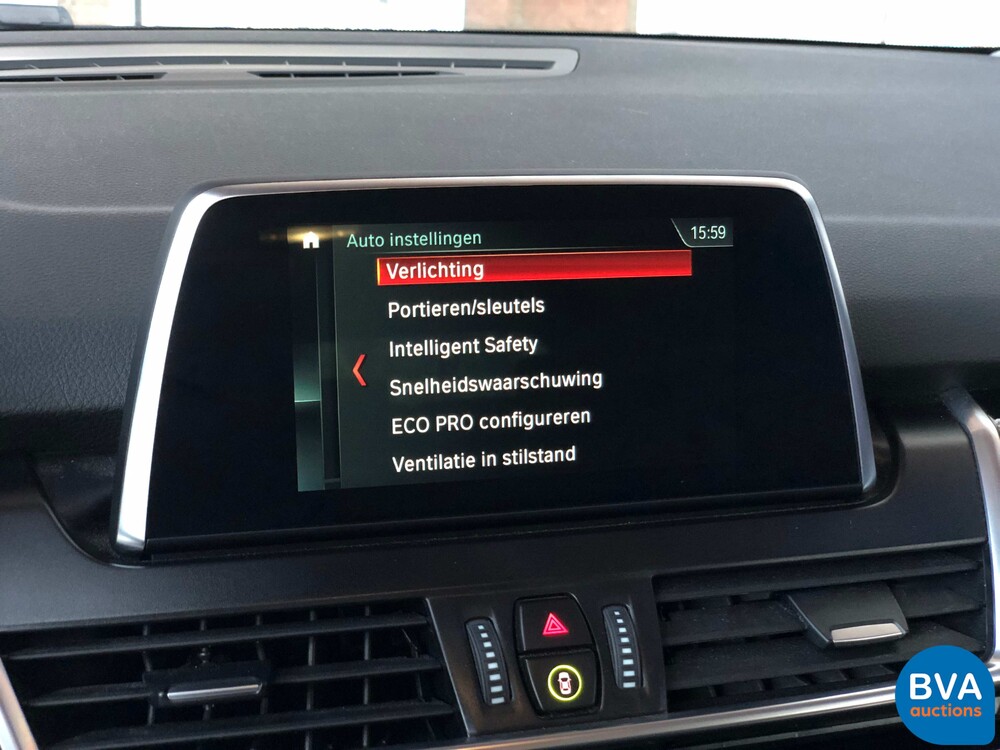 BMW 218i Gran Tourer 7er Sport-Line 2018, NL-Kennzeichen.