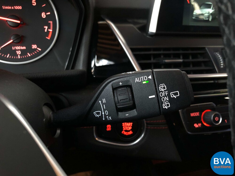 BMW 218i Gran Tourer 7er Sport-Line 2018, NL-Kennzeichen.