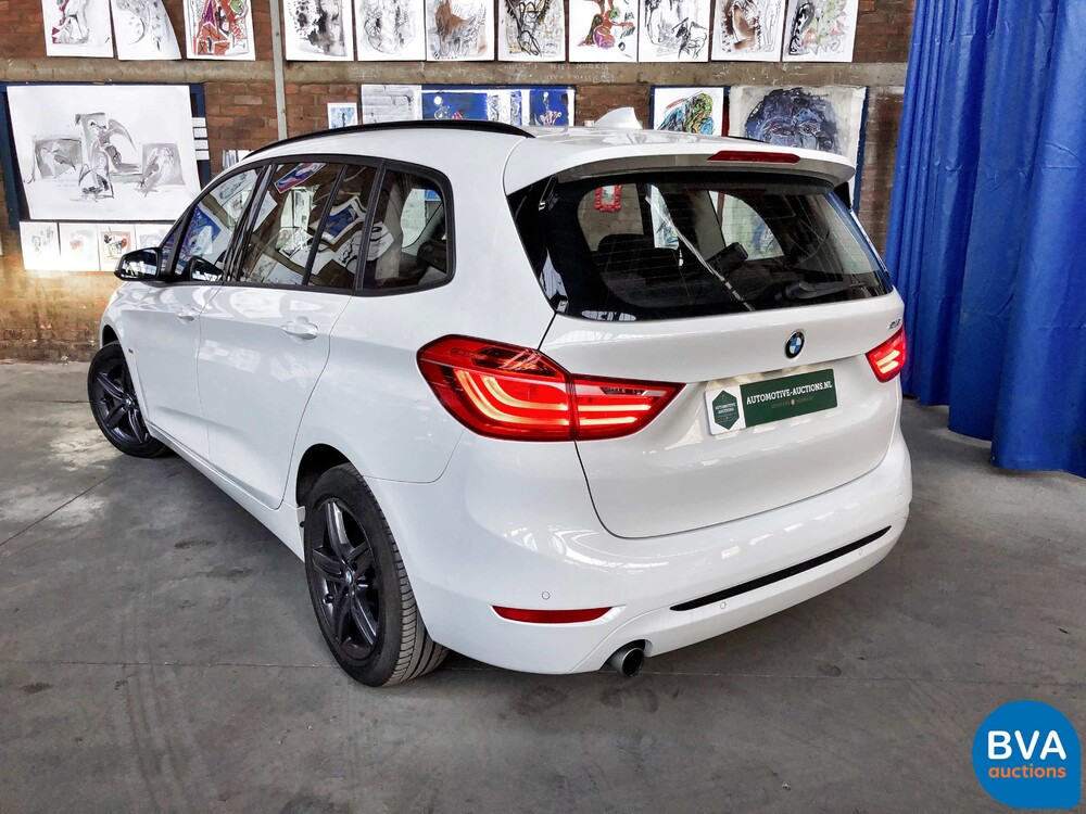 BMW 218i Gran Tourer 7er Sport-Line 2018, NL-Kennzeichen.