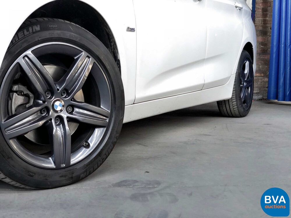 BMW 218i Gran Tourer 7er Sport-Line 2018, NL-Kennzeichen.