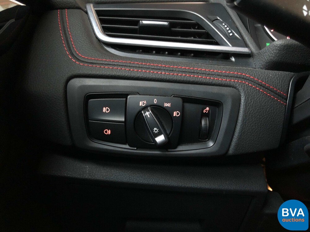 BMW 218i Gran Tourer 7er Sport-Line 2018, NL-Kennzeichen.