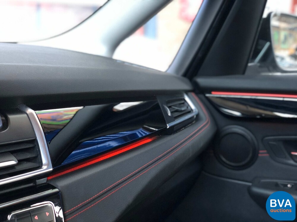 BMW 218i Gran Tourer 7er Sport-Line 2018, NL-Kennzeichen.