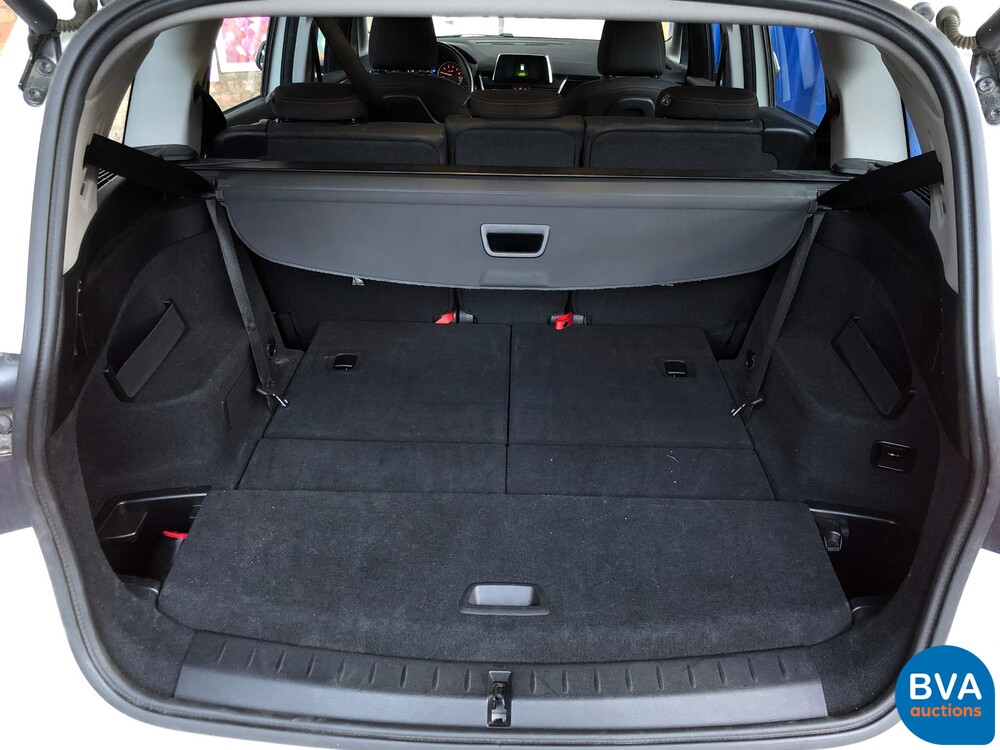 BMW 218i Gran Tourer 7er Sport-Line 2018, NL-Kennzeichen.