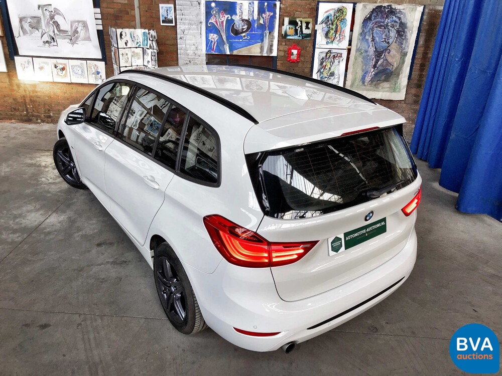 BMW 218i Gran Tourer 7er Sport-Line 2018, NL-Kennzeichen.